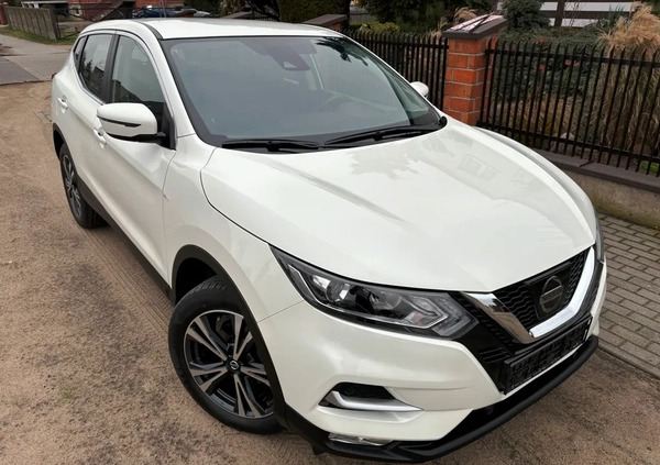 Nissan Qashqai cena 72900 przebieg: 31149, rok produkcji 2018 z Sieraków małe 352